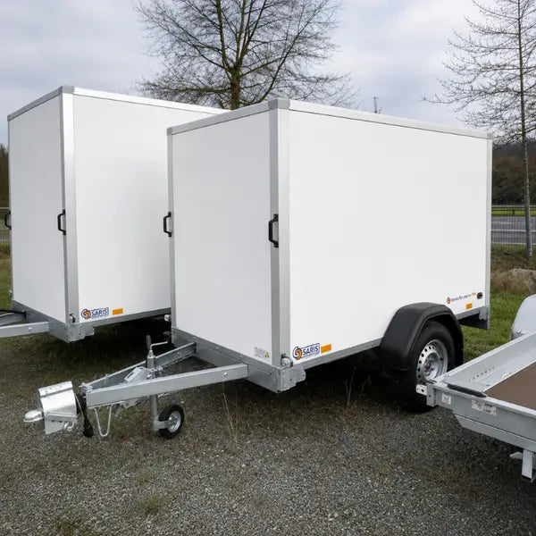 SARIS DV135 - Fourgon 256 × 134 × 150 cm - PTAC 1 350 kg - Vue 3